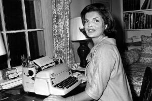 0916-Jacqueline-Kennedy-Book_full_600